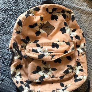 O’Neill super cute floral backpack!